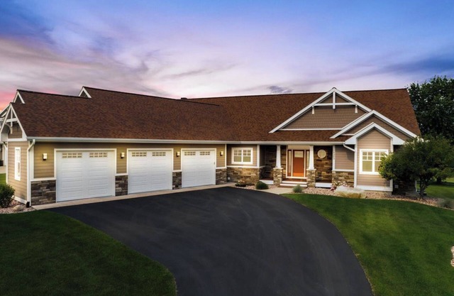 Golfing, Equestrian Shows, Sunsets & Kid Friendly!