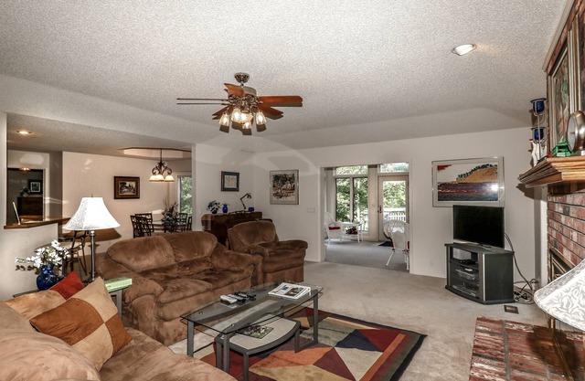 Golfview Home With Hot Springs Village Golf Course Access - Unit 0921 by Redawning