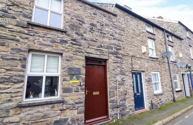 GOLYGFA'R ORSAF SNOWDONIA NATIONAL PARK, pet friendly in Bala