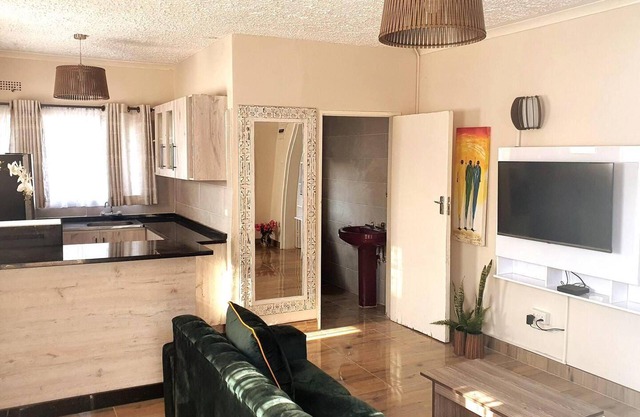 Gorgeous 1-bed Apartment in Harare
