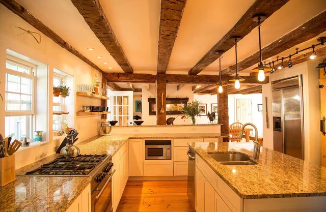 1835 Bauernhof W. See / MTN Views!