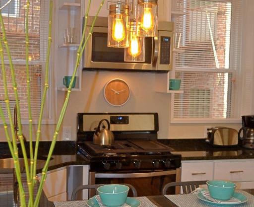 Gorgeous 2 bed best North End location w parking