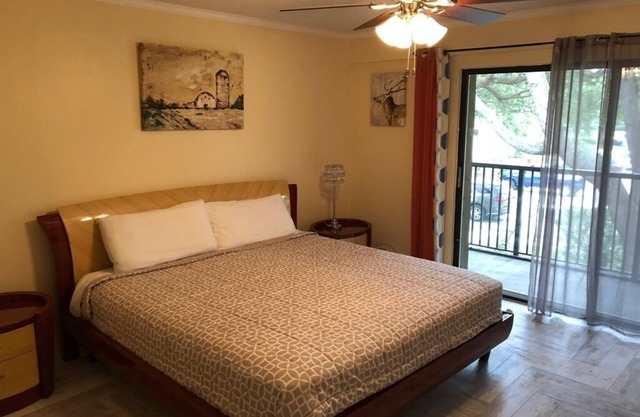 Wunderschöne 2 Schlafzimmer, 2 Bäder Eigentumswohnung