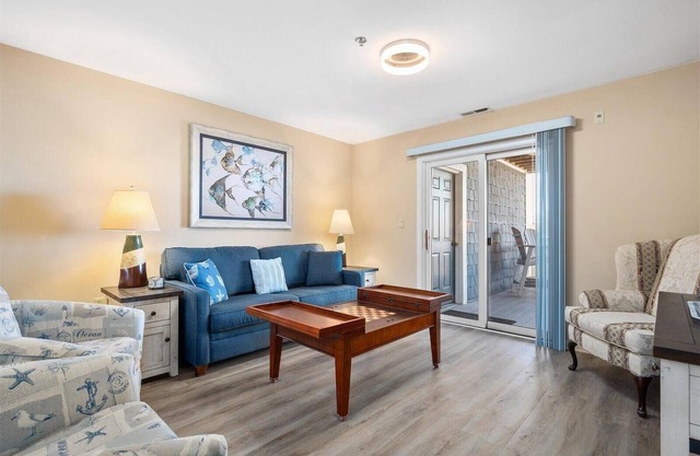Gorgeous 2 bedroom at Harbour Club