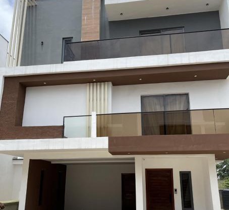 Gorgeous 4 Bedrooms Single Family Home at Ibeju, Lekki Lagos