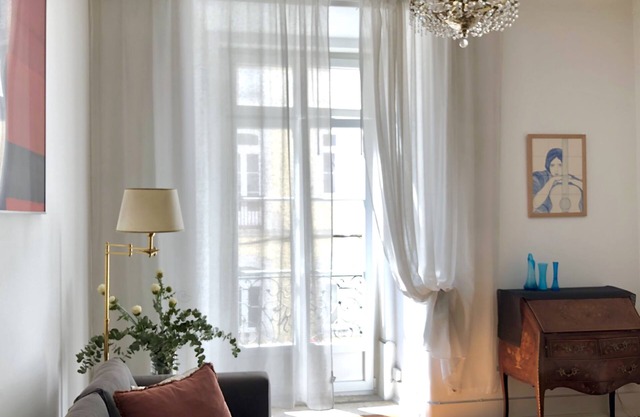 Gorgeous Apartment in Fabulous Location