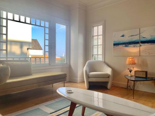 Gorgeous Apt High Atop Nob Hill