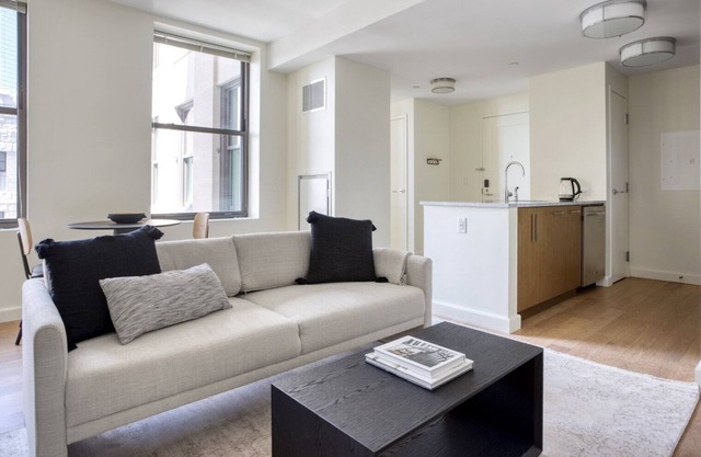 Gorgeous Back Bay 1BR w/ W/D & Gym, by Blueground