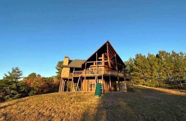 Gorgeous Cabin Private Retreat on 15 acres