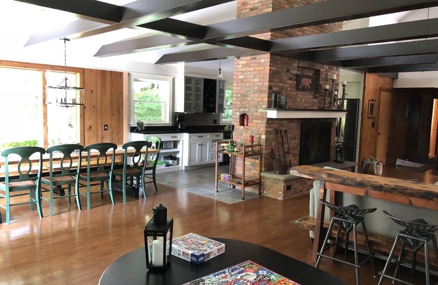 NEU & sauber! Renoviertes Einfamilienhaus in North Conway & Cranmore, Whirlpool!