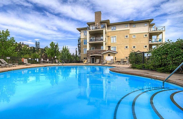 Gorgeous Condo, Perfect Okanagan Getaway 1207