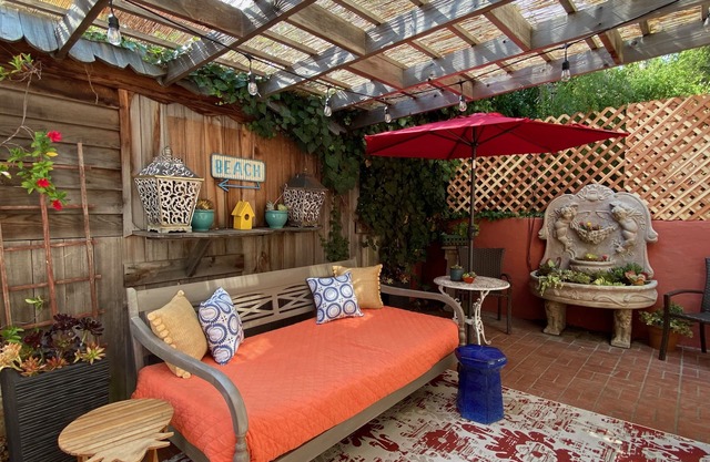 Gorgeous Garden Apartment - Private Near All