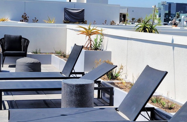 Gorgeous Hollywood studio