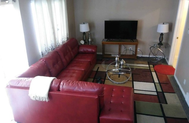 Gorgeous Home! Awesome Location