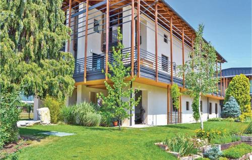 Gorgeous Home In Borgo San Dalmazzo Cn