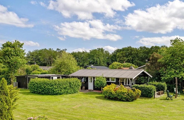 Gorgeous Home In Farsø With Kitchen