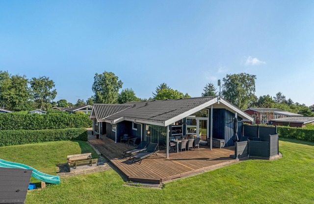 Schönes Haus in Hadsund mit Küche