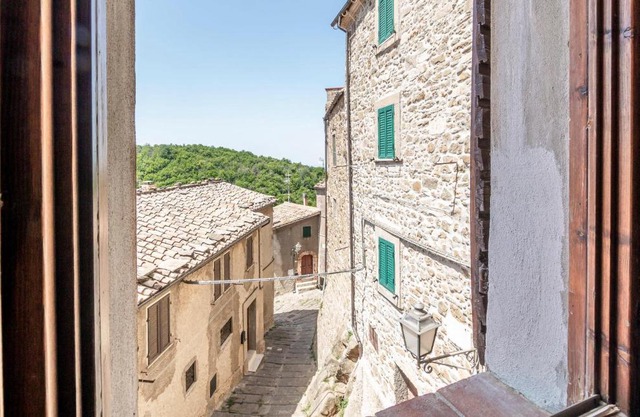 Gorgeous Home In Monticello Amiata