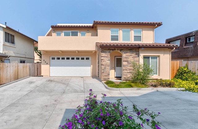 Gorgeous Home with Amazing Rooftop Deck in Grover Beach