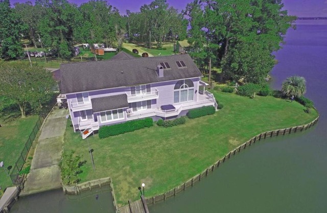Lakefront Home 6 BR Atmen Sie den Atem ein und genießen Sie den Sonnenaufgang am Lake Marion