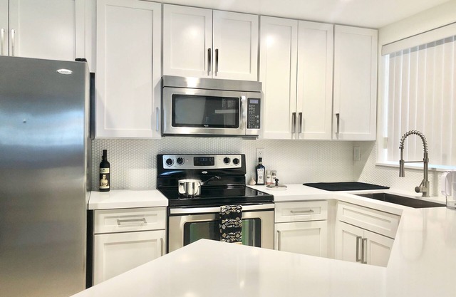 Gorgeous Modern Condo in Prime Paradise Valley /Central Scottsdale Locale