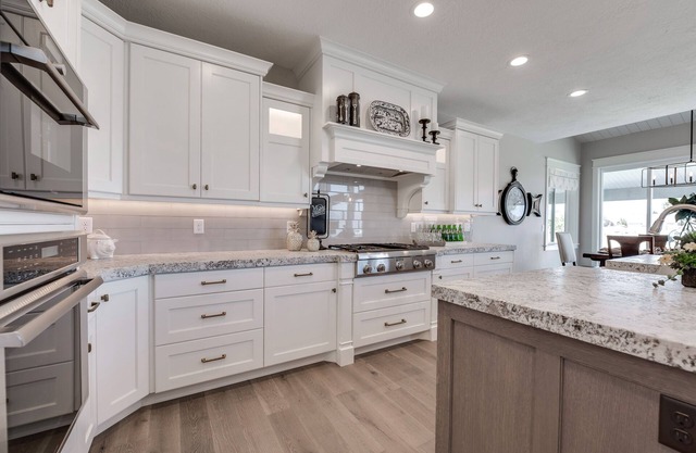 Gorgeous, pet friendly home with large kitchen and huge yard
