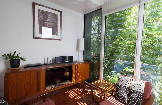 Herrliche, Privat, Erskineville