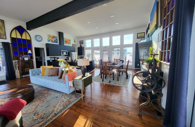 Gorgeous Private Vacation Home - Pool, Hot Tub, View