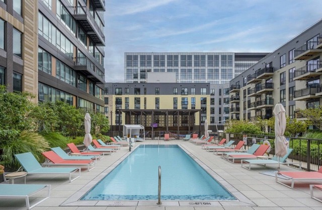 Gorgeous Somerville 1BR w/ Gym & W/D, nr Assembly T, by Blueground