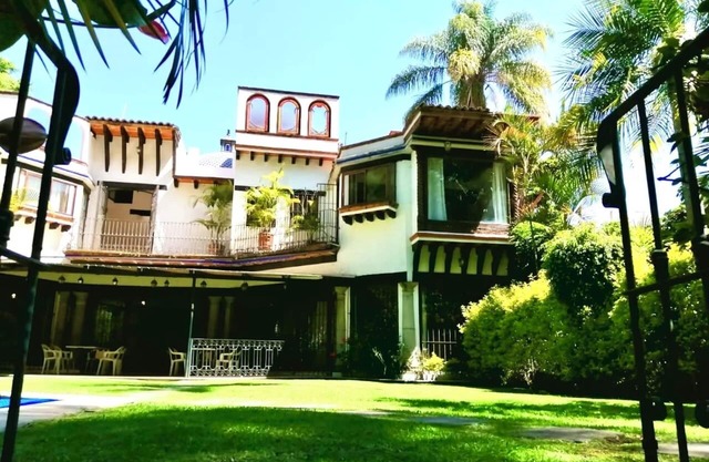 Wunderschöne, individuell gestaltete mexikanische Villa in der Stadt des ewigen Frühlings,