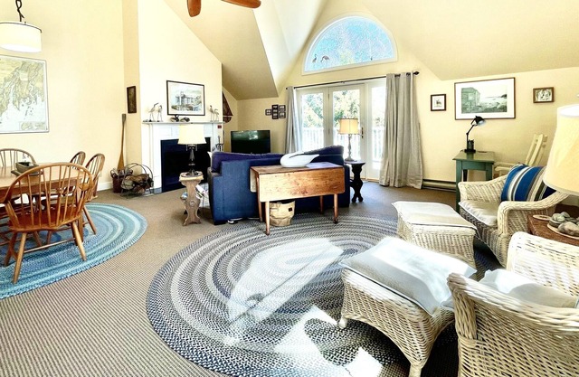 Gorgeous Townhouse in Spruce Point with Inn Access and Resort Amenities!