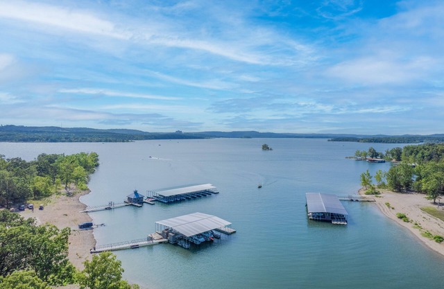 Gorgeous Vacation Home 2Min to Silver Dollar City - Indian Point (L156/48)
