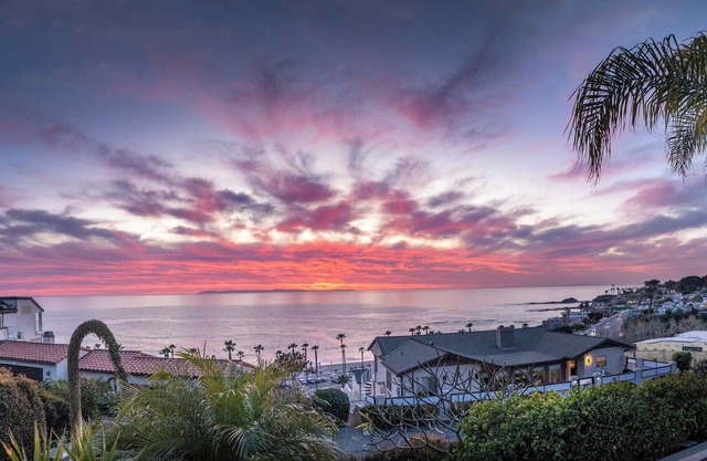 Gorgeous View Monger's House in Laguna Beach