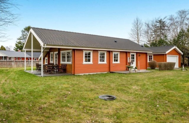 "Goti" - 1km to the inlet by Interhome