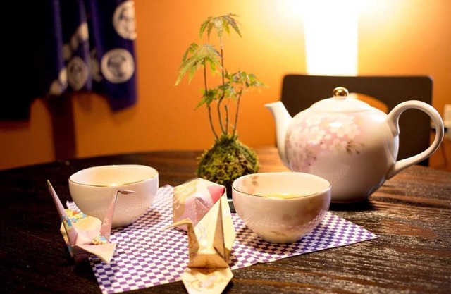 Das Kyoumachiya liegt nur 2 Gehminuten vom legalen Tokuji-Bahnhof entfernt