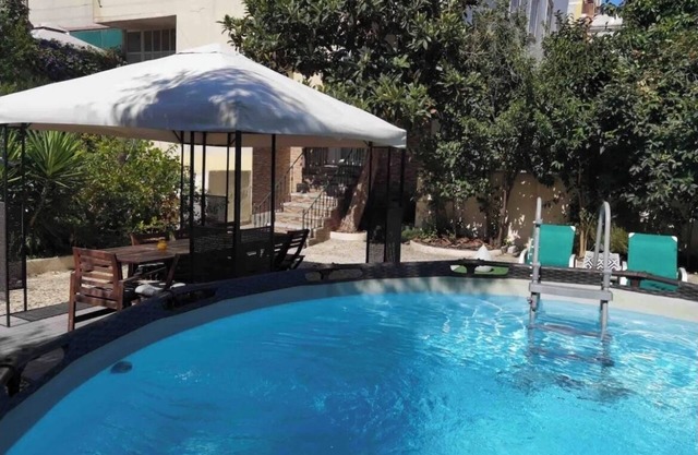 Grace Palace mit privatem Poolgarten