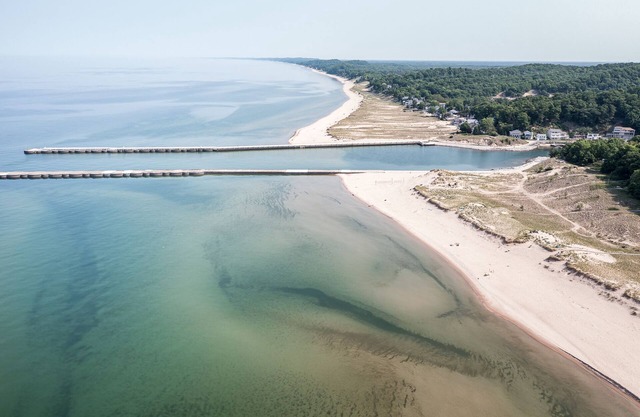 Graceland | 3 Bed, 1 Bath