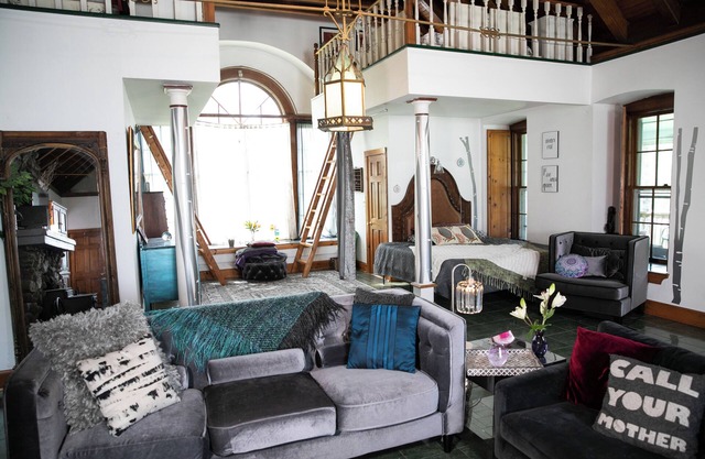Grafton Stone House- Mountain Top Rehabbed Historic Church Into Perfect Getaway