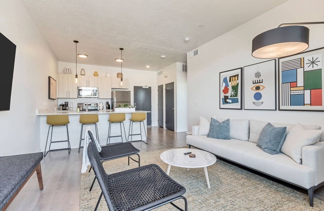 Granary de Luxe Downtown 1BR/1BA +CoWorking Space & Gym