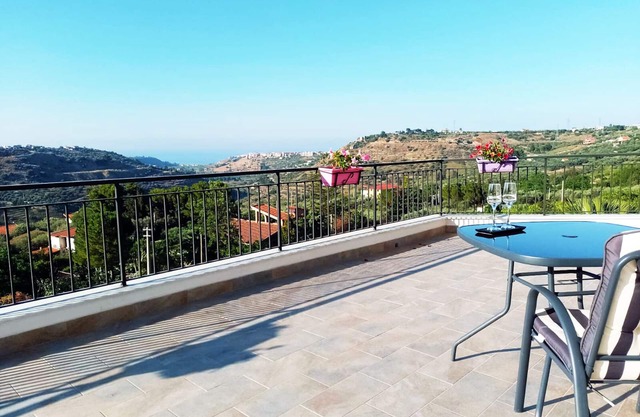 Granatelli Holiday Home