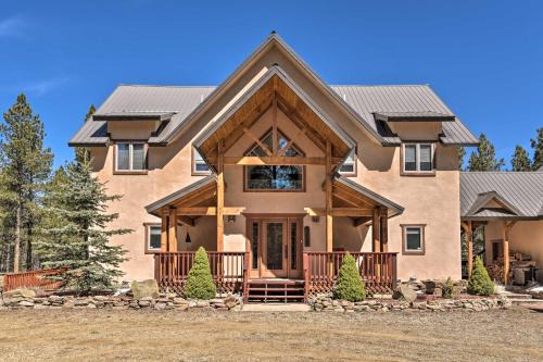 Grand Angel Fire Retreat with Hot Tub and Fire Pit!