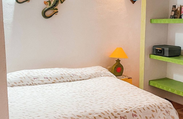 Grand bedroom king #2