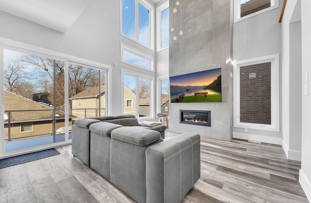 Grand Bend Modern Living Upper Unit with Separate Entrance Vacation Rental.