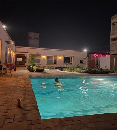 Grand Blu Hotel