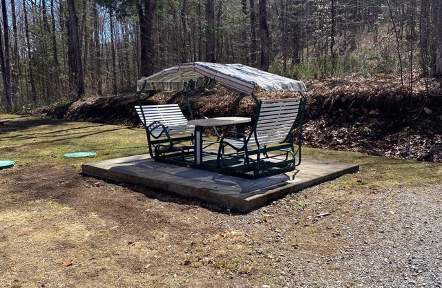 Grand Chalet Confortable en Mauricie Dans un Décor Nature à Toutes les Saisons