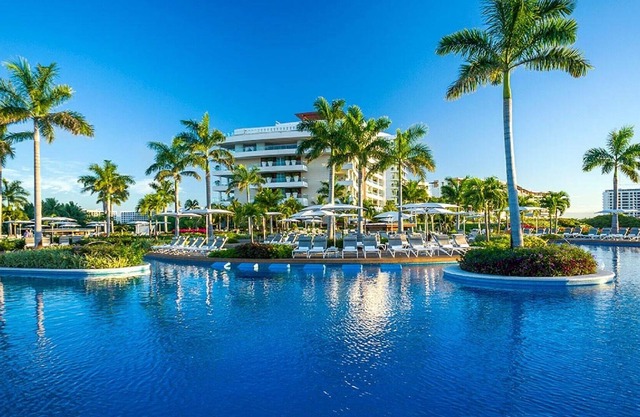 Grand Luxxe Residence Three Bedroom Loft