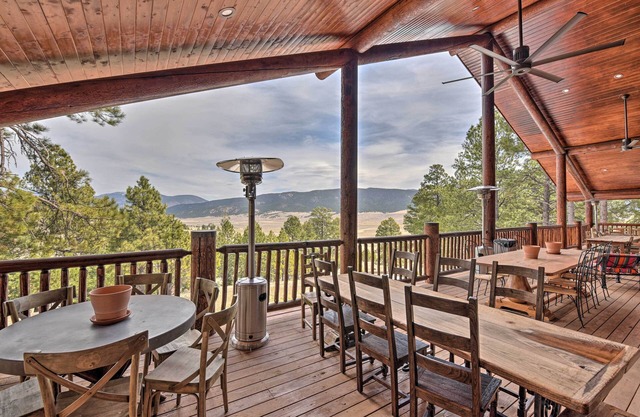 Grand Mountain Retreat in Angel Fire w/ Game Room!