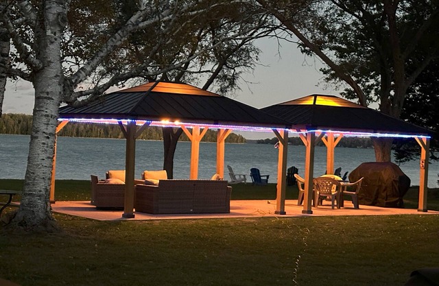 Grand Point Peninsula Lake House