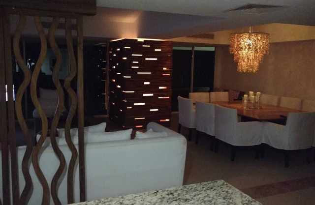 Grand Venetian luxury condominium