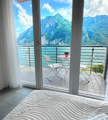 Grand View Como Lake Apartment 2